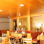 Roessle Hotel 2*