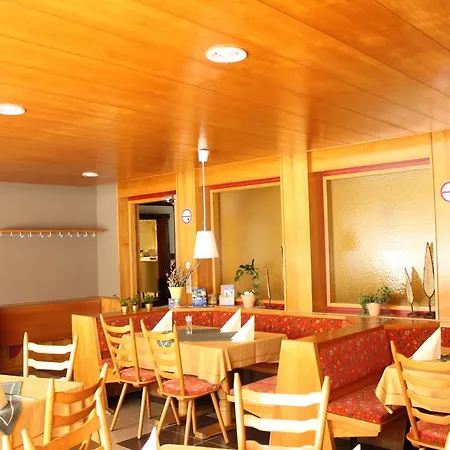 Roessle Hotel 2*